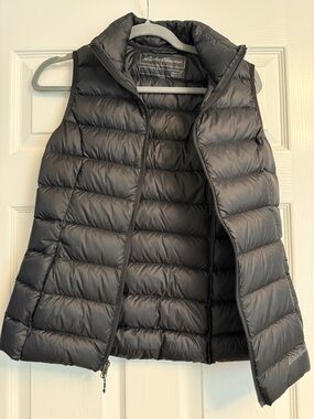 Eddie Bauer Women's Charcoal Quilted Packable Down Vest